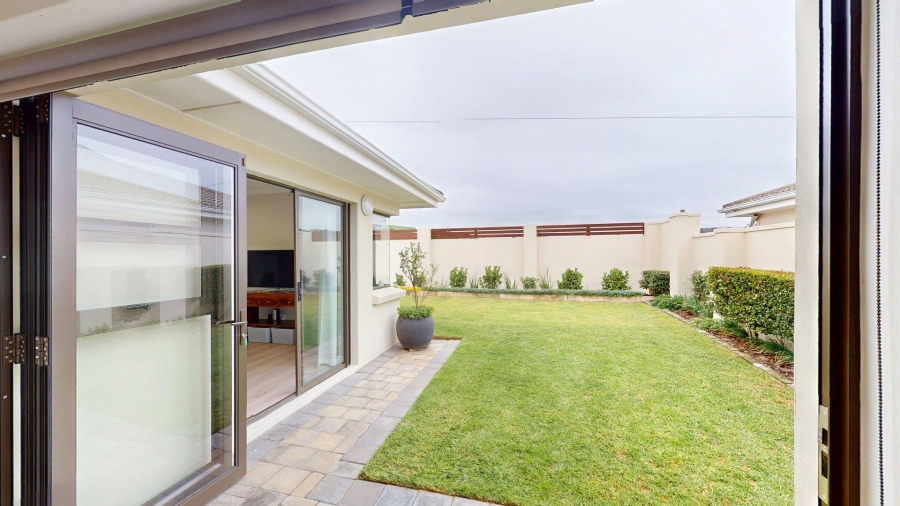 3 Bedroom Property for Sale in Lovemore Park Eastern Cape